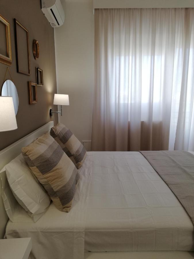 Ostuni Crispi House Hotel ภายนอก รูปภาพ